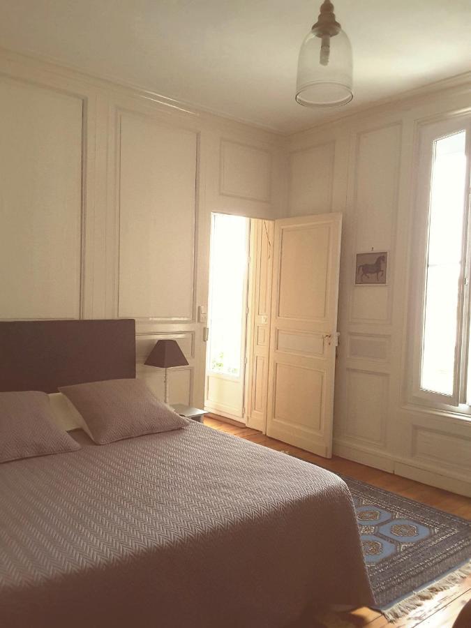 La Maison Des Thermes, Chambre D'Hote Saintes Exteriör bild