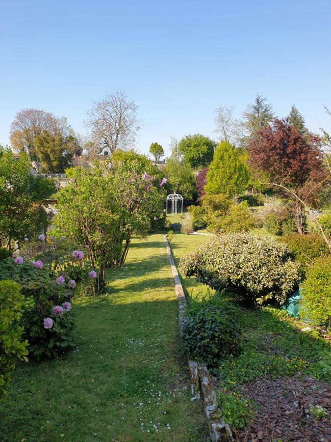 La Maison Des Thermes, Chambre D'Hote Saintes Exteriör bild